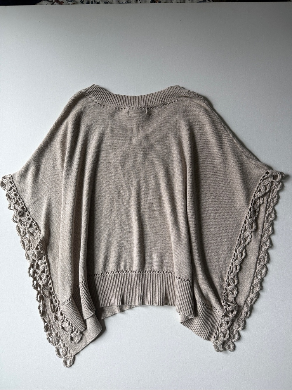 Kenar Women’s Oatmeal Cozy Knit Cotton Embroidered Poncho - SZ: M/L - Picture 3 of 11
